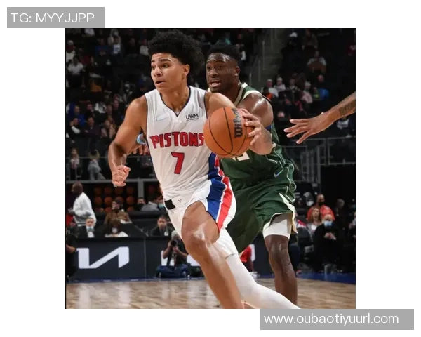 小卡表现低迷9投仅3中全场仅得10分正负值惨淡25